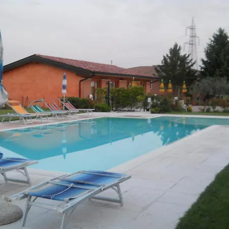 La Palazzina * Castelnuovo del Garda
